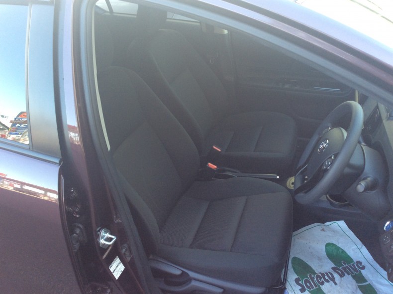 内装前方シート