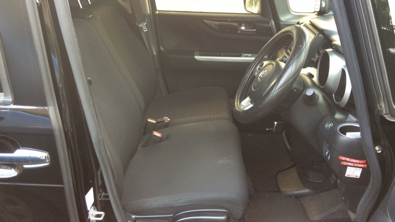 内装前方シート