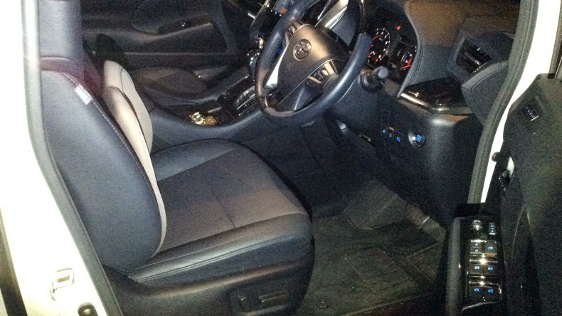 内装前方シート