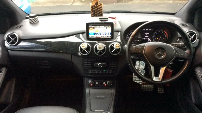 内装インパネ全体