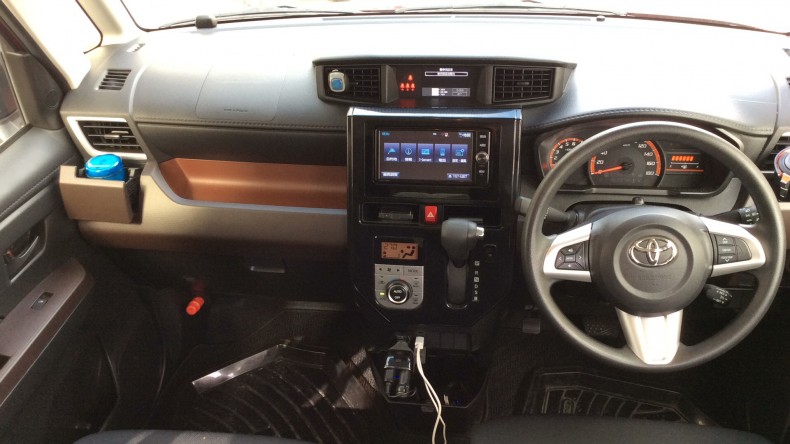 内装インパネ全体