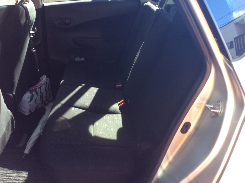 内装後方シート