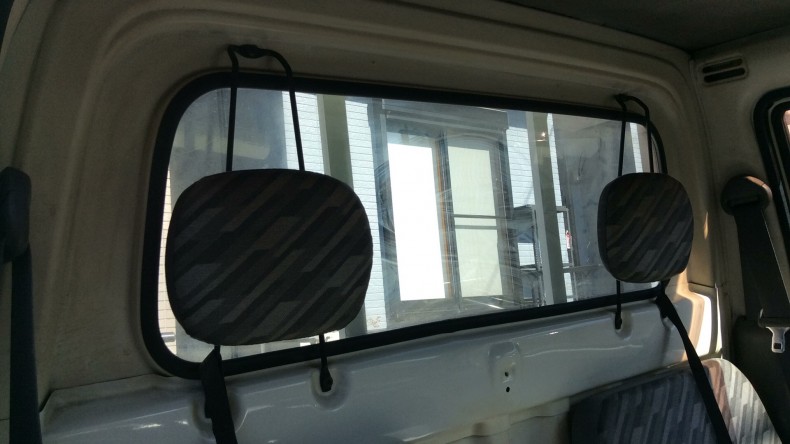 内装後方シート