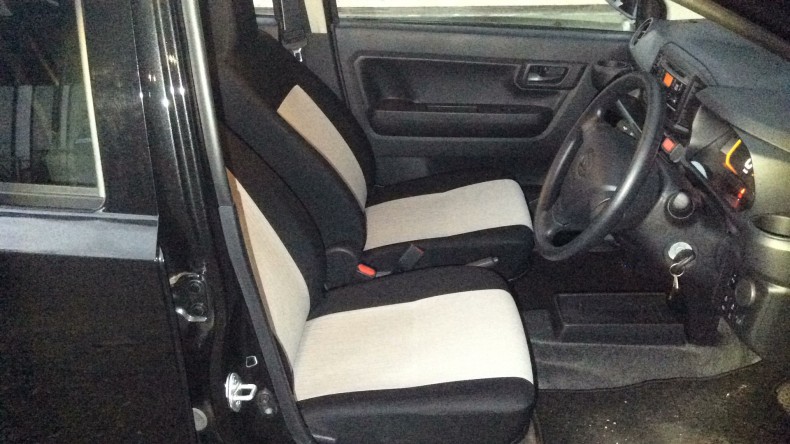 内装前方シート