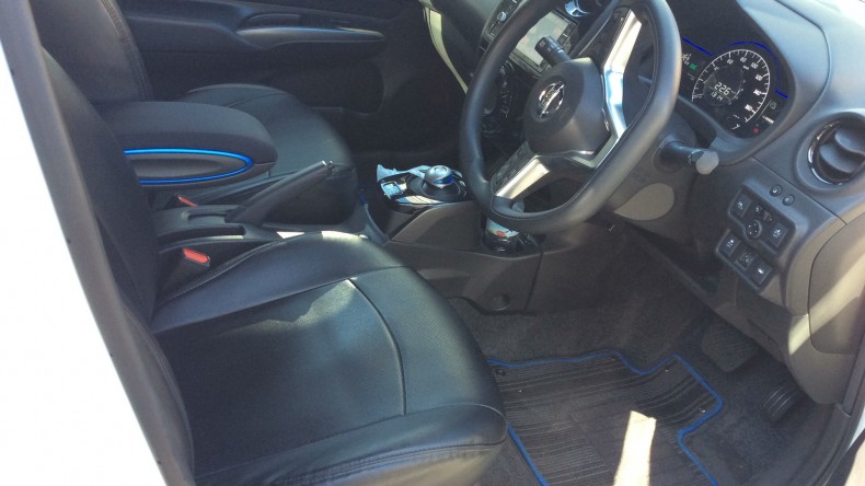 内装前方シート