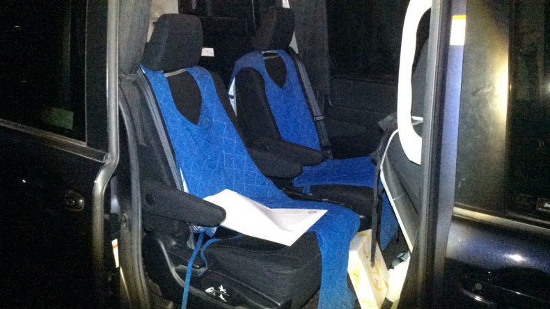 内装後方シート