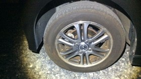 タイヤホイール前