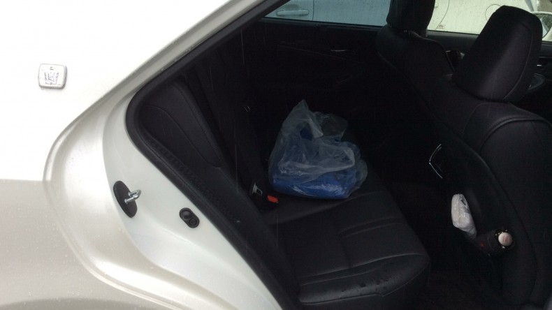 内装後方シート