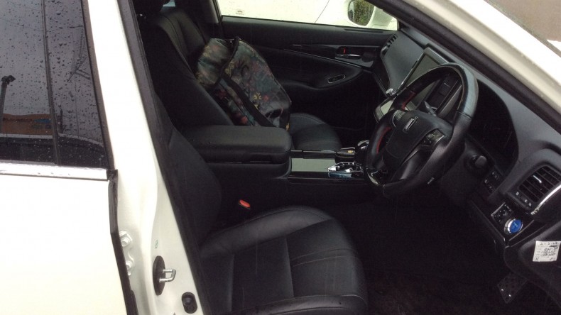 内装前方シート