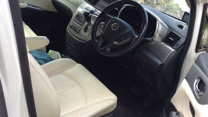 内装前方シート