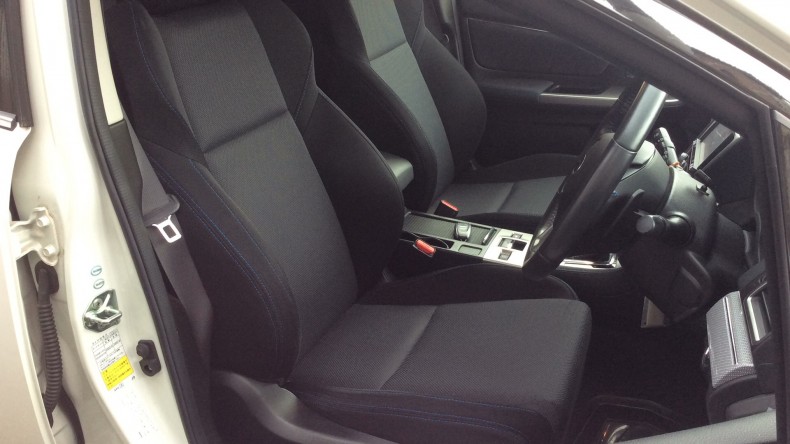 内装前方シート