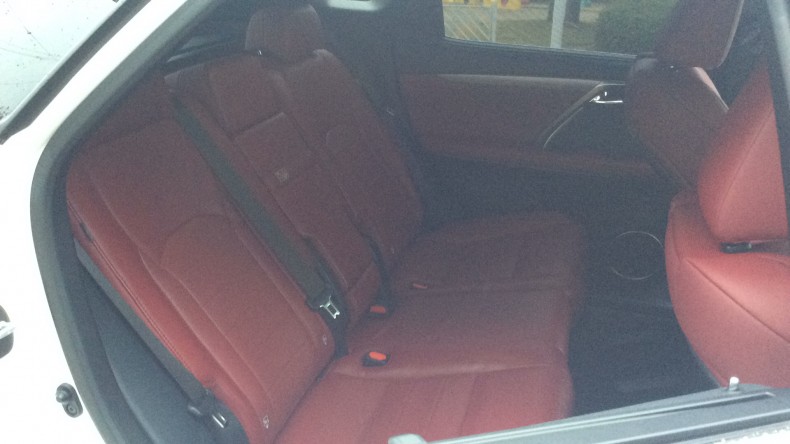 内装後方シート