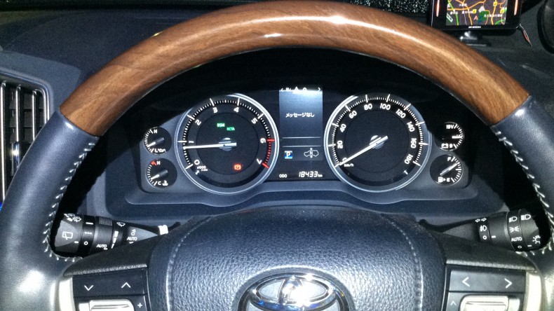内装メーター