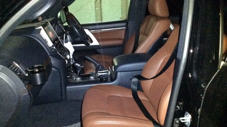 内装前方シート