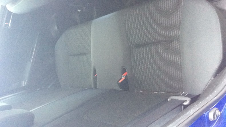 内装後方シート