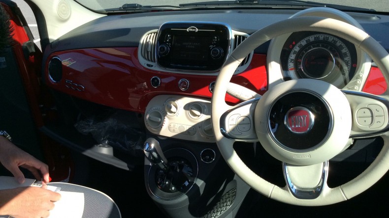 内装インパネ全体