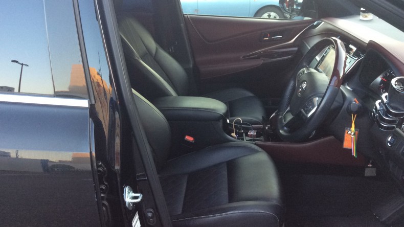 内装前方シート