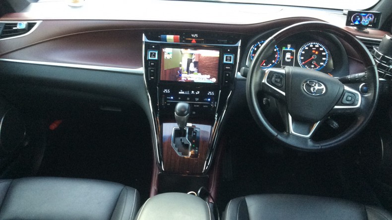 内装インパネ全体