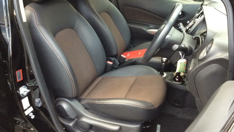 内装前方シート