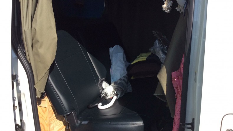 内装後方シート