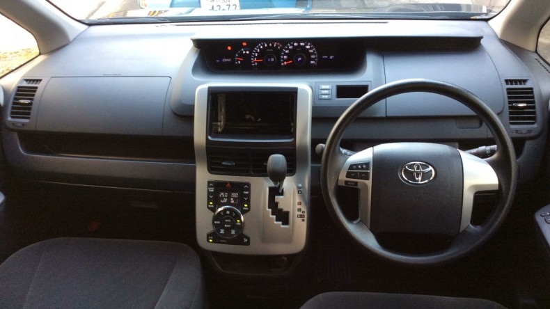 内装インパネ全体