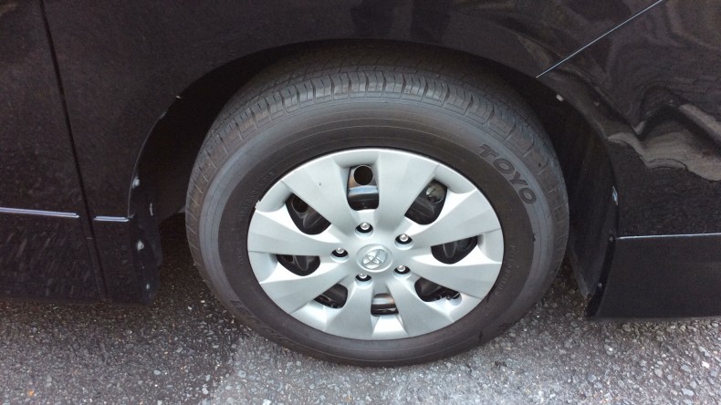 タイヤホイール前