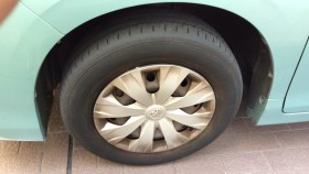 タイヤホイール前