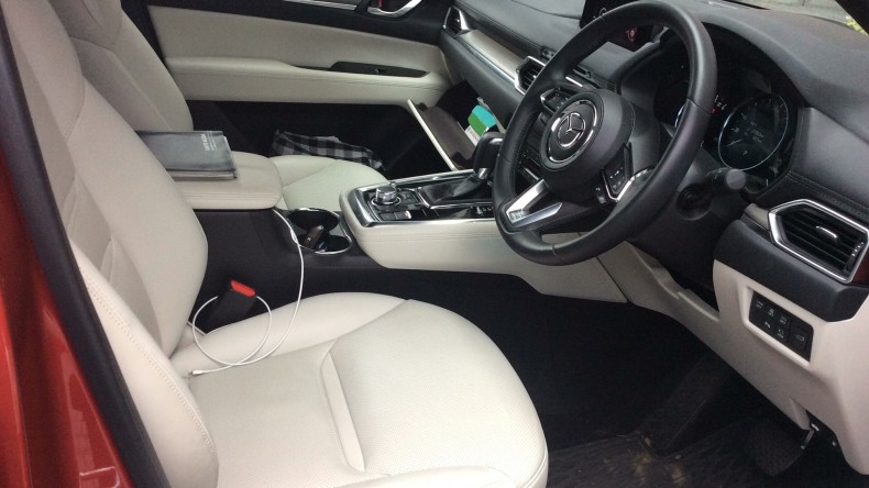 内装前方シート