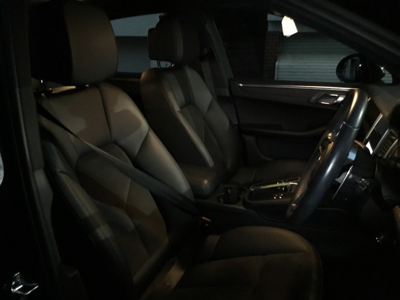 内装前方シート