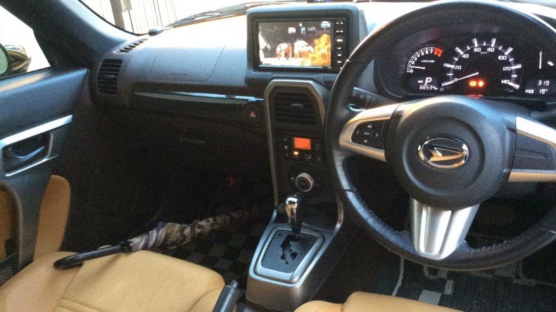 内装インパネ全体