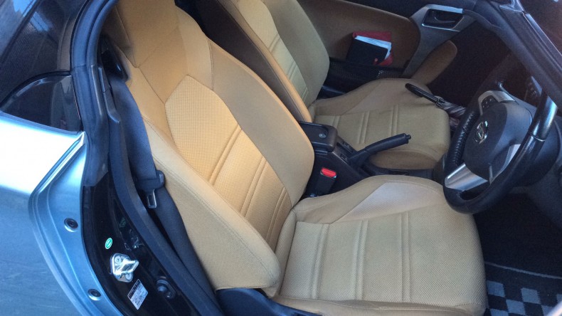 内装前方シート