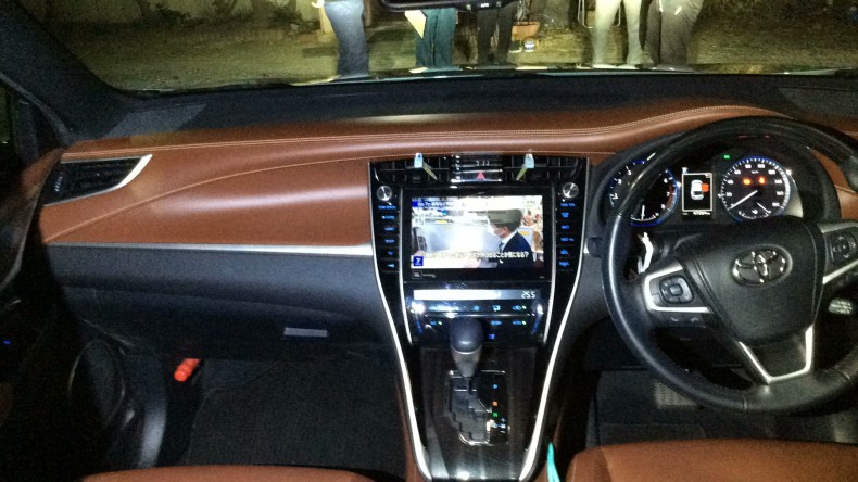 内装インパネ全体