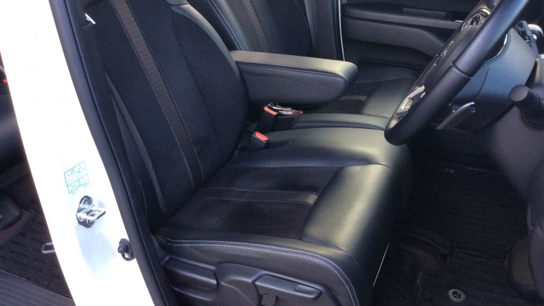 内装前方シート