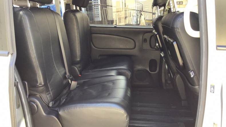 内装後方シート