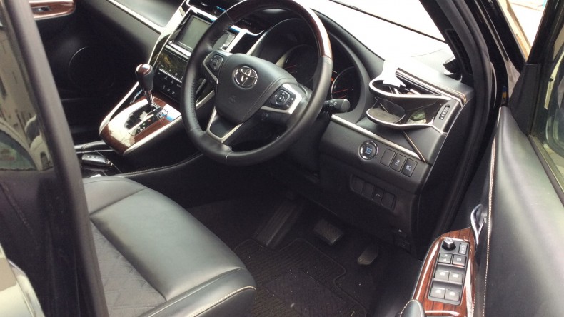 内装前方シート