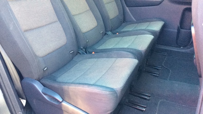 内装後方シート