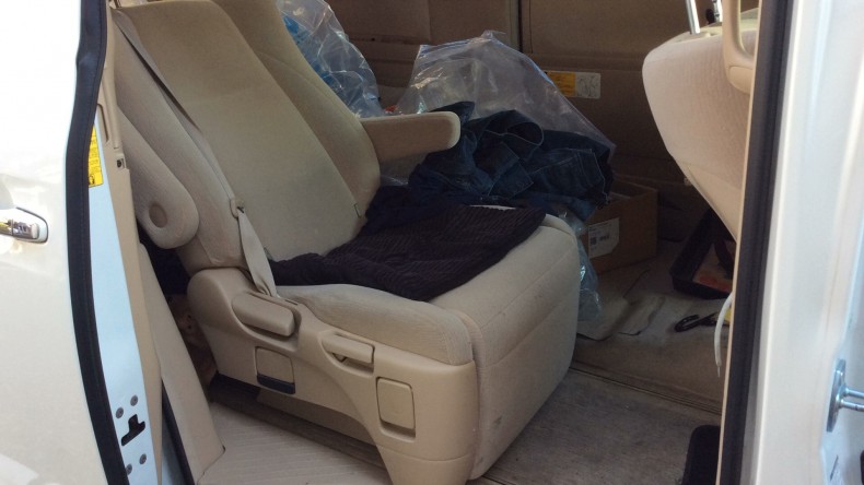 内装後方シート