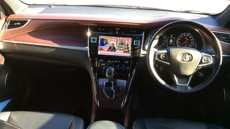 内装インパネ全体