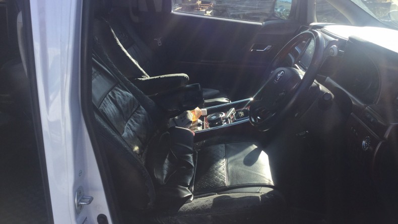 内装前方シート