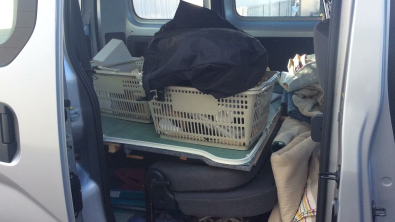 内装後方シート