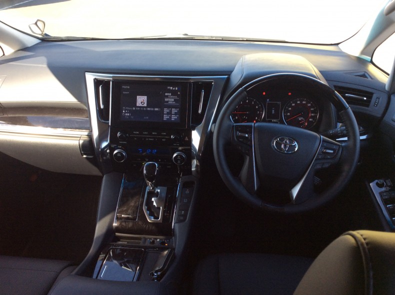 内装インパネ全体