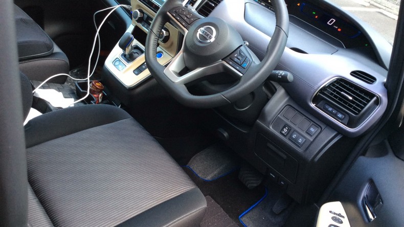 内装前方シート