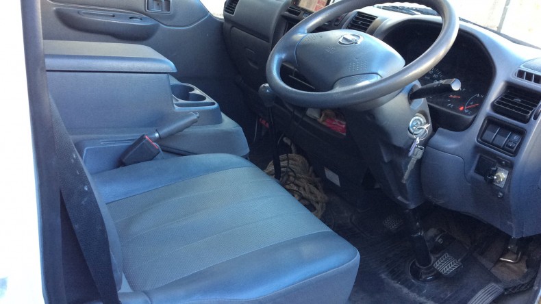 内装前方シート