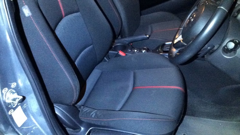 内装前方シート