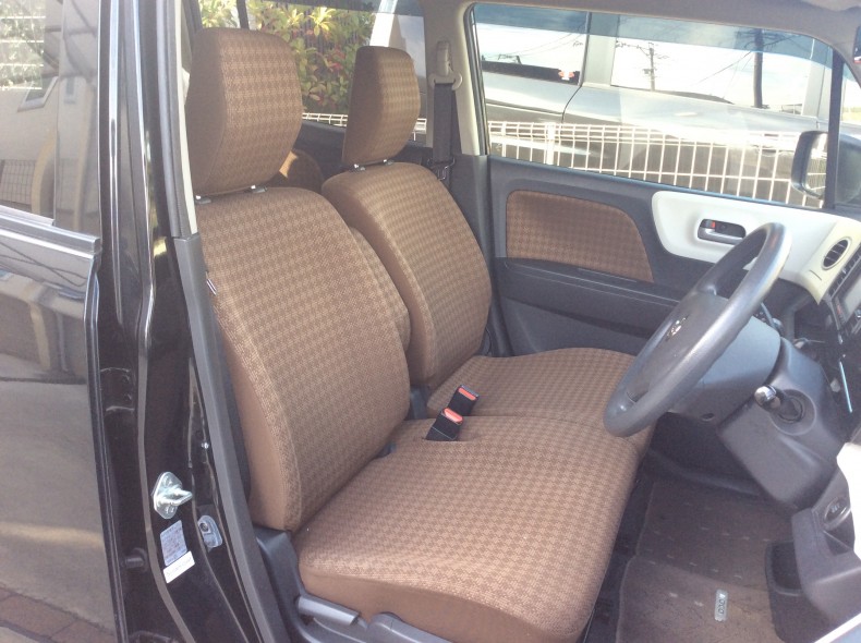 内装前方シート