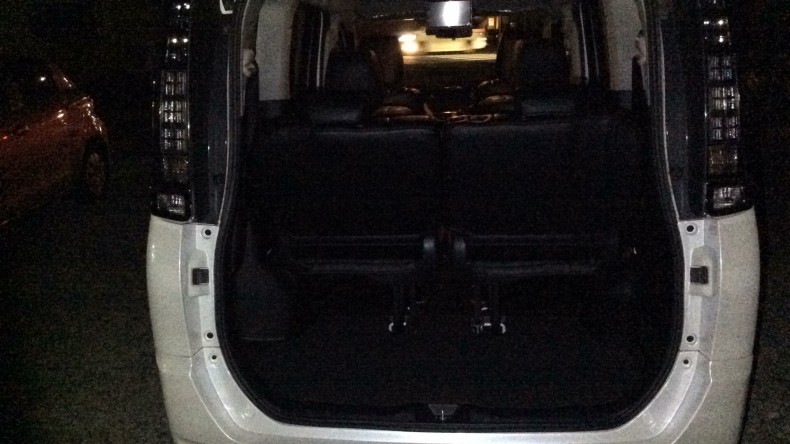 内装トランク