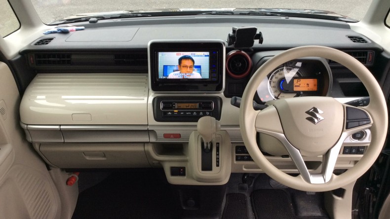 内装インパネ全体