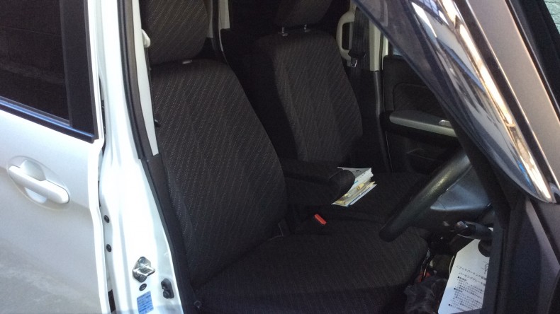 内装前方シート