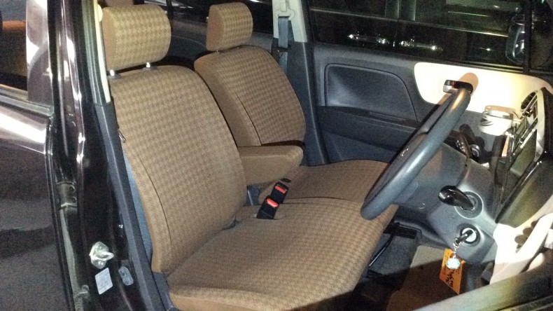 内装前方シート