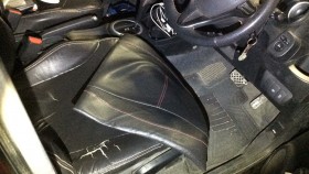 内装前方シート